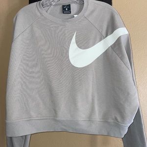 Nike crop top crewneck